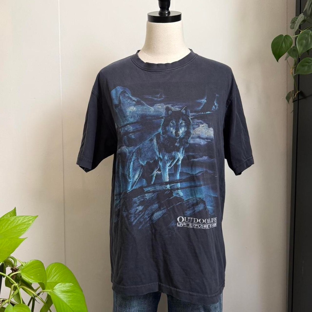 Outdoor Life Mens Vintage Wolf Graphic Tee Black Blue Mountain Nature Shirt S